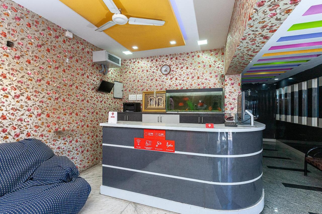 Готель Oyo 38559 Ramana Residency Тіруваннамалай Екстер'єр фото